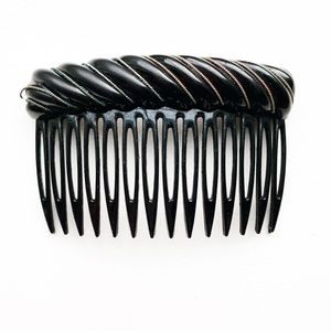 ▪️Vintage black & silver wire twist hair comb